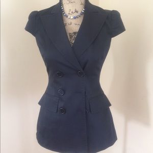 Short sleeve BCBG suit jacket